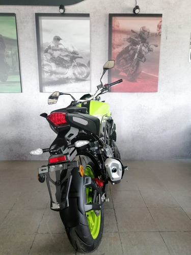 Imagen 8 de 14 de Benelli Tnt 25 N