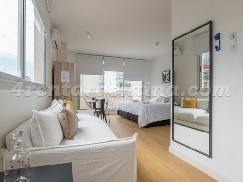 Luminoso Y Moderno Departamento Con Balcón Para 2 Personas