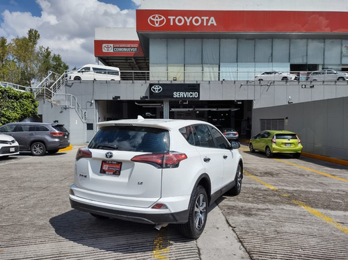 Imagen 5 de 15 de Toyota Rav4 Le Modelo 2018