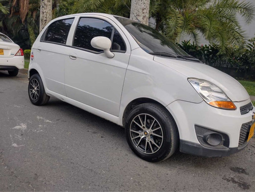 Imagen 2 de 23 de Chevrolet Spark 2018 1.0 Life