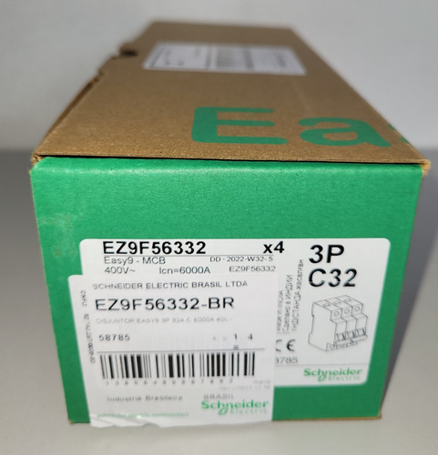 Disyuntor tripolar Schneider Easy9 3p 32a Curva C EZ9f56332