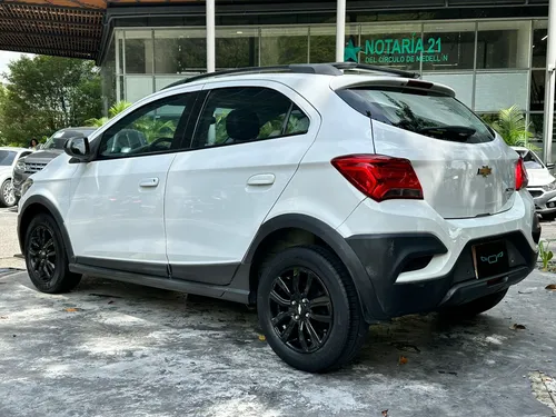 Chevrolet Onix 1.4 Activ