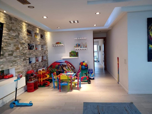 Imagen 9 de 17 de Departamento 4 Ambientes Con Cochera Doble