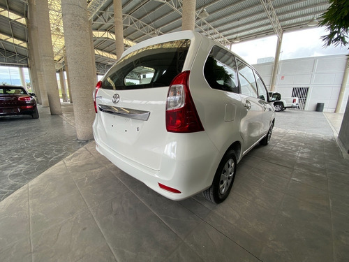 Imagen 9 de 11 de Toyota Avanza Cargo 2016