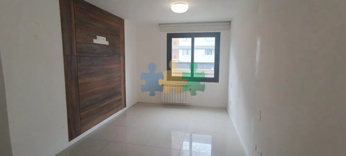 Apartamento En Torres Barcelona - Ref : Eqp4318
