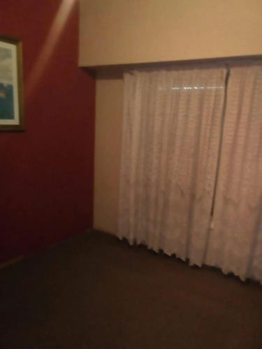 Casa En Venta - 2 Dormitorios 1 Baño - Cochera - 84,75mts2 - Morón
