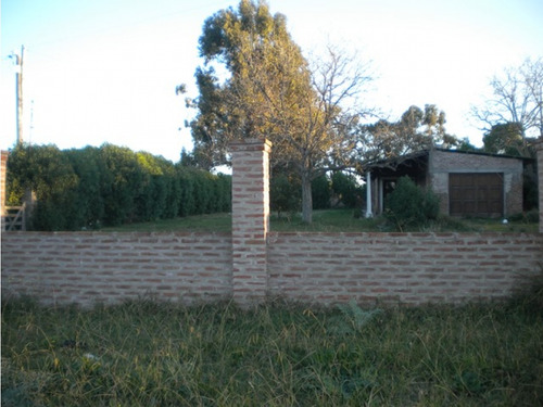 Casa De 3 Dormitorios Sobre 1400m2 De Terreno