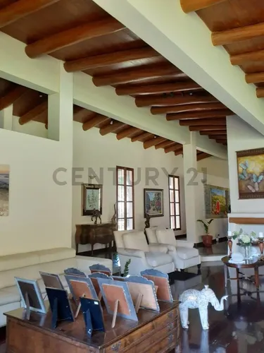 Casa En Venta Urb. Cerro Verde