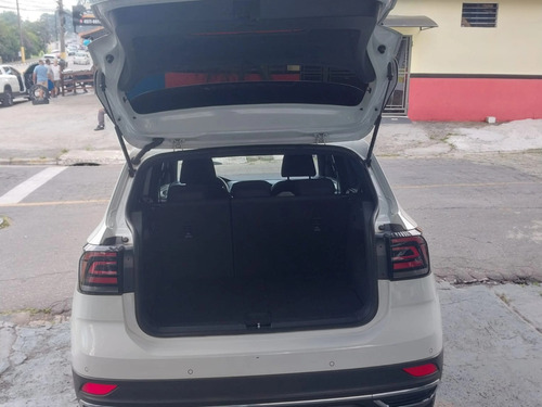 Volkswagen T-Cross 1.0 200 TSI TOTAL FLEX COMFORTLINE AUTOMÁTICO