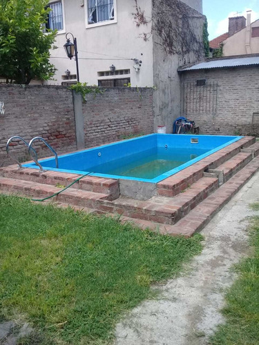 Casa De 5 Dormitorios En Bella Vista