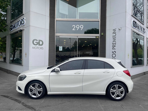 Imagen 17 de 25 de Mercedes Benz A200 Urban B.efficiency 156cv, No Bmw 118.