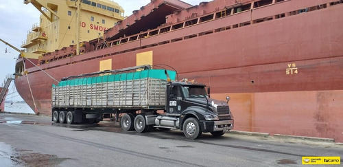 Tractocamion Freighliner Columbia