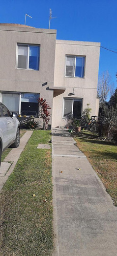 Imagen 2 de 8 de Oportunidad! Duplex En Venta En Multiolivares!