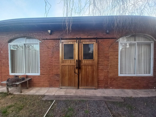 Casa Completa Y Céntrica En Venta, General Las Heras