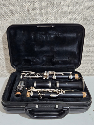 Clarinete Yamaha Ycl 450 Ébano/silver Usado Ref: 878