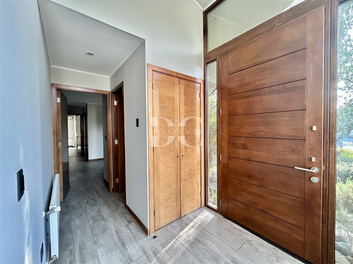 Casa En Venta De 3 Dorm San Anselmo Piedra Roja Chicureo