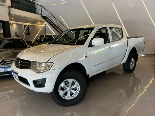 Mitsubishi L200 Triton GL 3.2 CD TB Int. Dies. Mec.