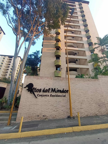 Soloclientes: Apartamento En Venta En Altos De Mirador - At