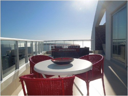 Apartamento En Venta, Mansa, Punta Del Este, 3 Dormitorios.- Ref: 7376