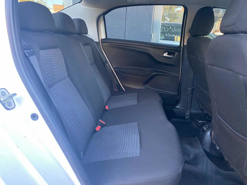 Peugeot 301 2017 1.6 Allure