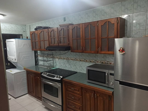 Imagen 4 de 11 de En Alquiler Apartamento En Vista Al Sol, Puerto La Cruz