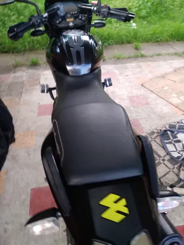 Moto Bajaj Pulsar 180 Modelo 2016 Color