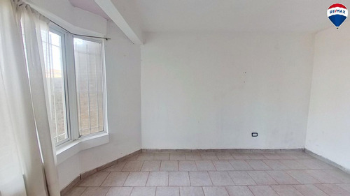 Venta Casa 4 Ambientes Con Parque Ezpeleta