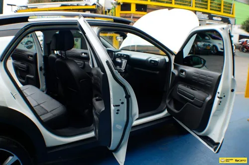 Citroën C4 Cactus 1.6 Shine Turbo Aut