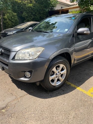 Toyota Rav4 2.4 Aut  2013 Gris Oscuro Metalico