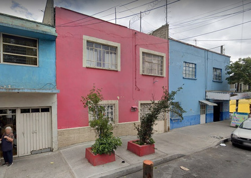 Casa En Venta En Venustiano Carranza Cerca De Canal Del Norte Oh*