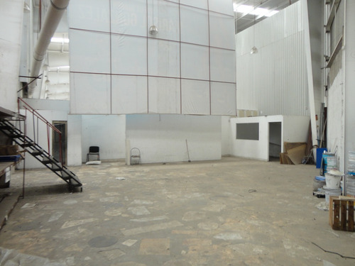 Bodega Comercial En Renta Y Venta Sobre Norte 45 De 1914m2, Altura De 9 A 11 Metros.