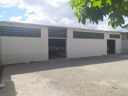 Galpón En Venta Zona Industrial 1 Barquisimeto Kenlimar Nieto 23-22033
