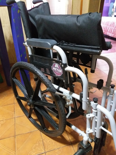 Imagen 1 de 4 de Silla De Ruedas Meyar