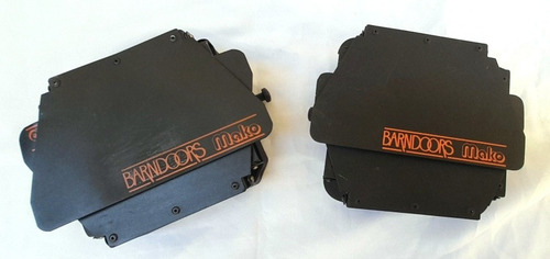 2 Direcionadores De Luz Barndoors Abas Mako 135mm (Usado)