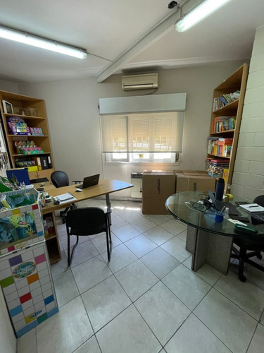 Imagen 6 de 30 de Alq Comercial - Casa Con 10 Oficinas, 3 Plantas - Saavedra