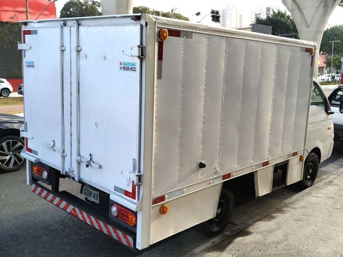 Hyundai Hr - 2017 2.5 Longo Sem Caçamba 4x2 16v 130cv