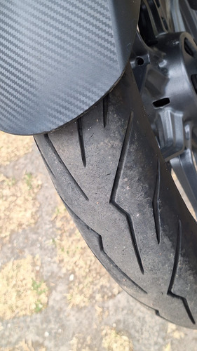 Ns200 Ug, 2024 Llantas Pirelli Rosso Iii Auxiliares Raptor