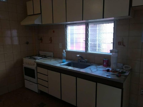 Imagen 6 de 11 de Casa Ph En Venta - Castelar Norte - 4 Ambientes