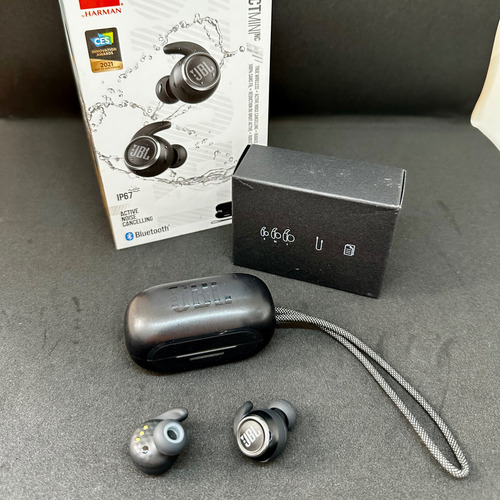Fone De Ouvido Bluetooth Reflect Mini Nc Jbl - Preto Preto (Usado)