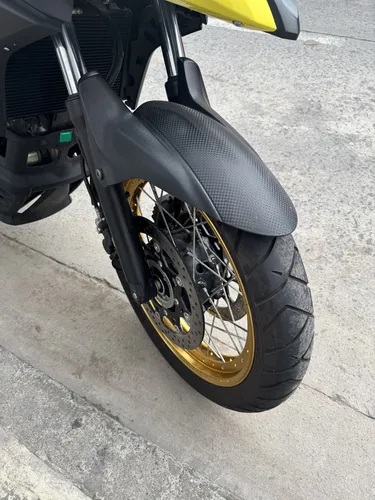 V Strom 650 2024