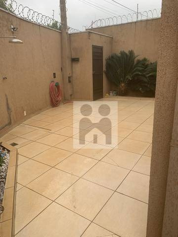 Imagem 13 de 15 de Casa Com 3 Dormitórios À Venda, 120 M² Por R$ 530 - Parque Das Oliveiras - Ribeirão Preto/sp - Ca0481