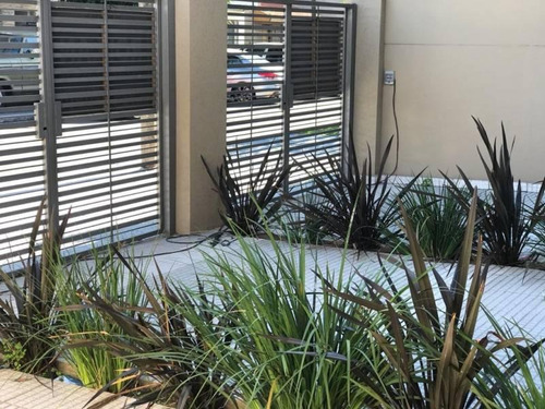 Imagen 19 de 28 de Duplex 4 Ambientes 2 Plantas A Estrenar - Carapachay