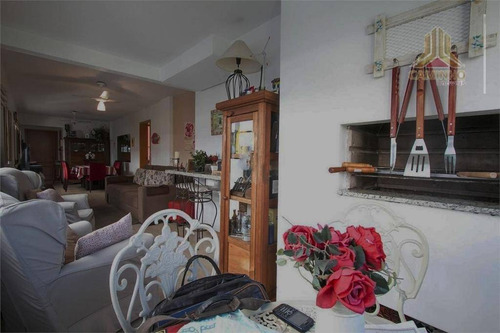 Imagem 1 de 13 de Apartamento Residencial À Venda, Mont Serrat, Porto Alegre. - Ap1750
