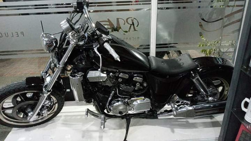 Honda Super Magna