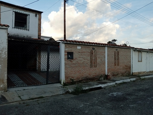 Se Vende Casa En El Naranjal Naguanagua