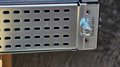 Router Cisco 4331 Isr4331-sec/k9 Nuevo Licencia De Seguridad