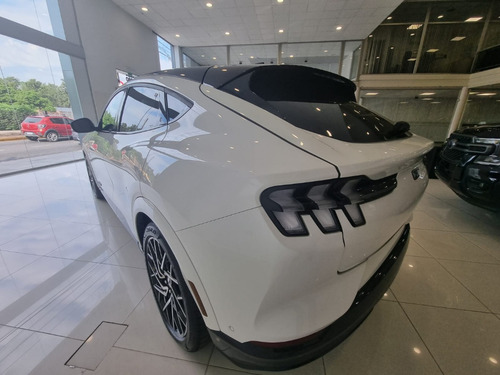 Ford Mustang Mach E 0 Km #ma