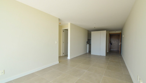 Imagen 5 de 7 de Apartamento En Venta De 1 Dormitorio C/cochera En Punta Del Este A Estrenar