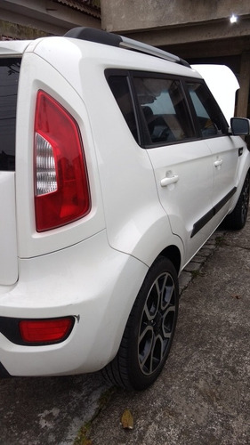 Imagem 4 de 12 de Kia Soul 2013 1.6 Ex Flex Aut. 5p