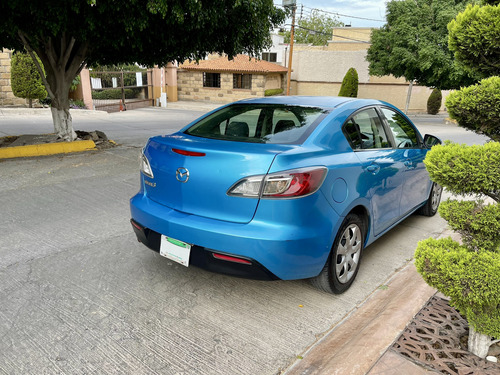 Mazda 3 2011 Standard